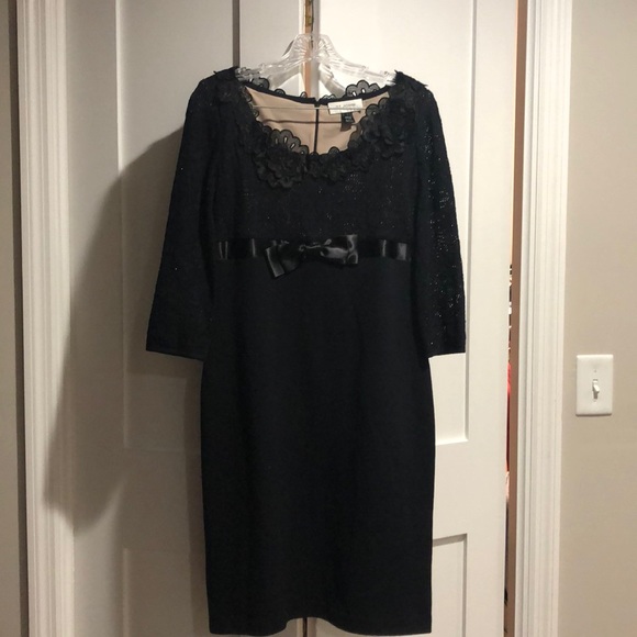 St. John Dresses & Skirts - Gorgeous Black St John Evening dress.